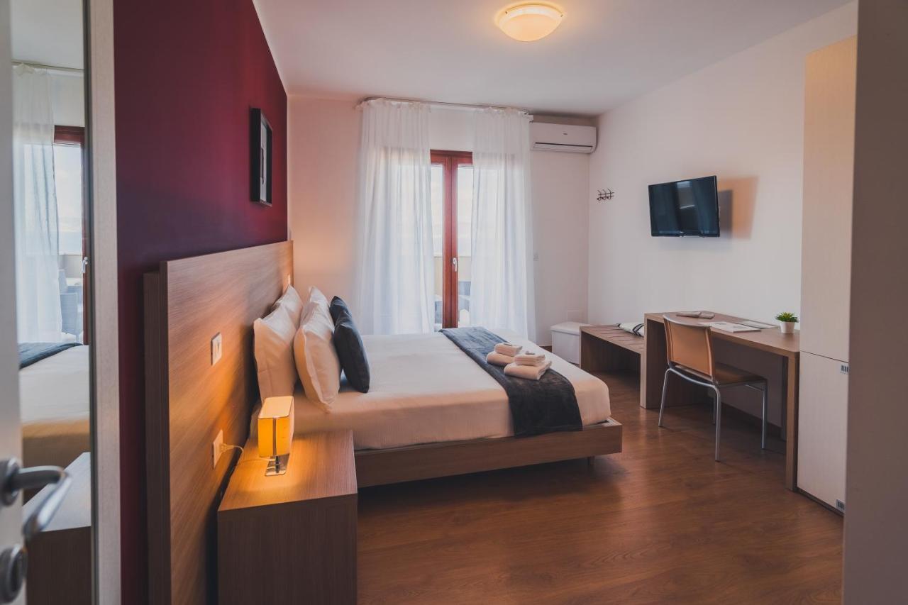 Trip Room & Breakfast Reggio di Calabria Eksteriør billede